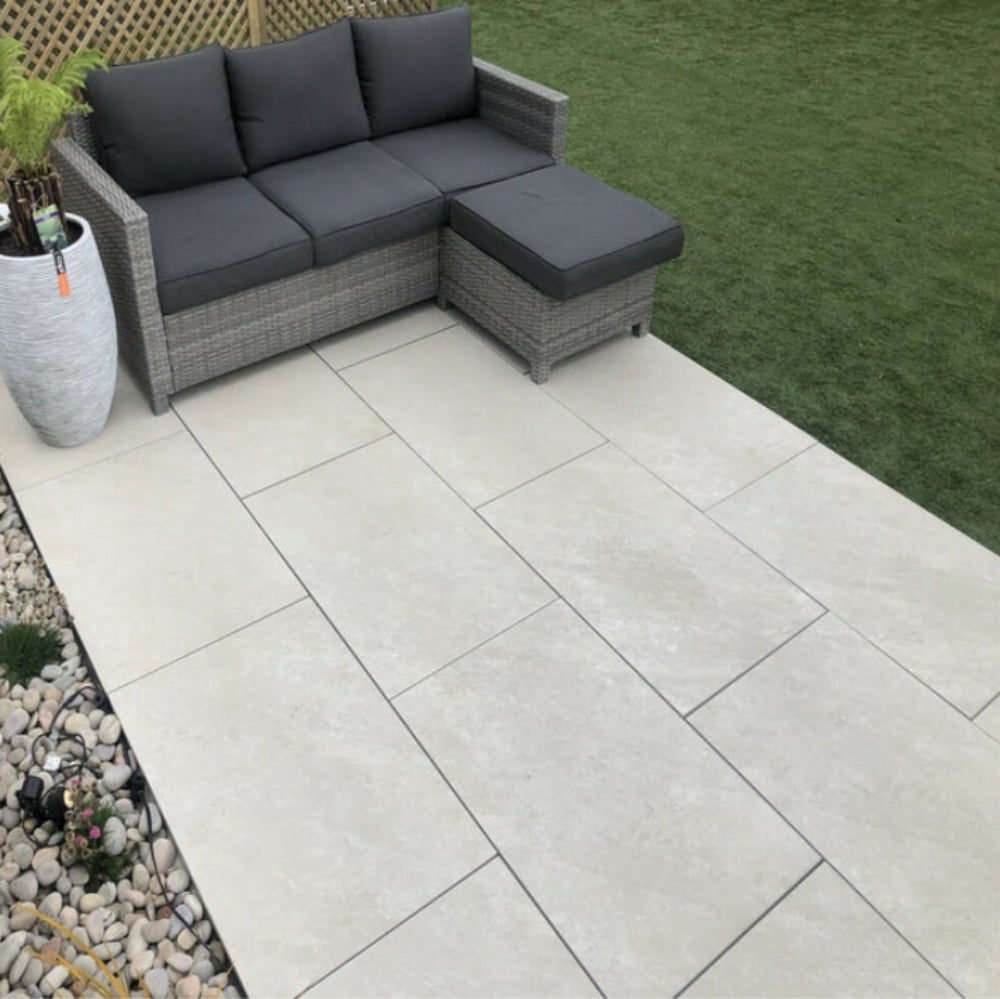 Quartz White Outdoor Tiles