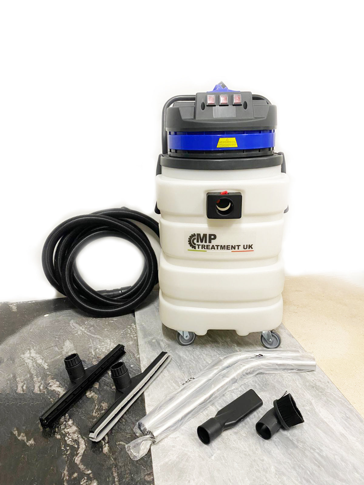 Wet & Dry Vacuum 90 Litre with 3000w Triple Motor with accessories